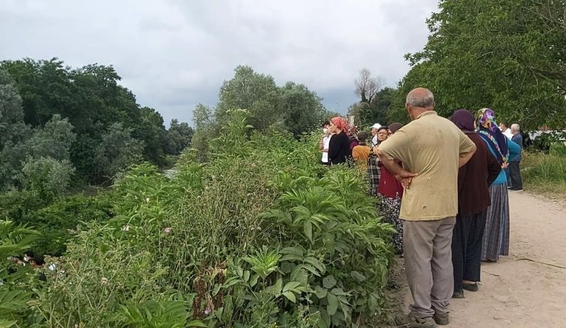 Karasulu genç nehirde kayboldu