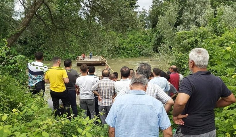 Karasulu genç nehirde kayboldu