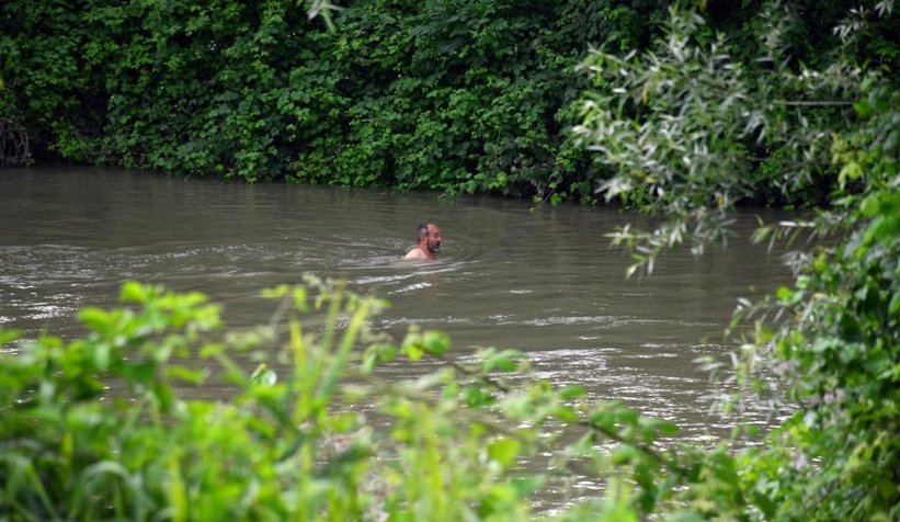 Karasulu genç nehirde kayboldu