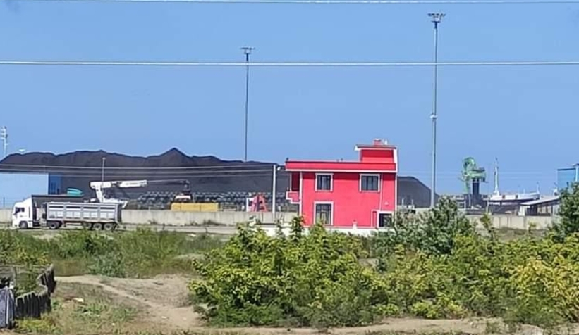 Karasulular kömür tozu ve demir cevheri soluyor