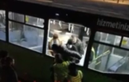 Karda kayan otobüste panik