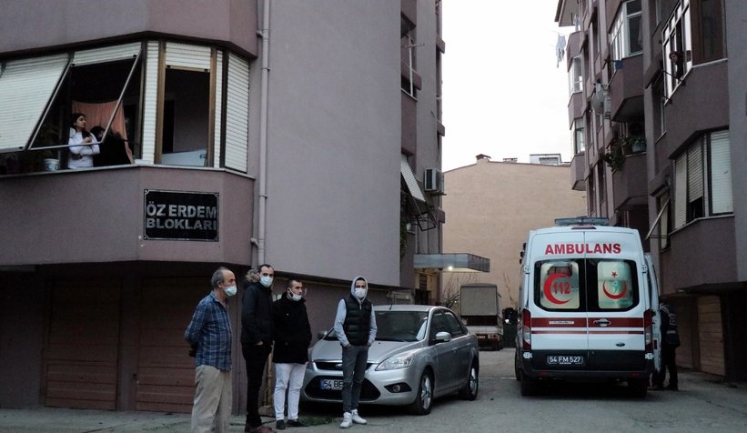 Kardeşler birbirlerini bıçakladı