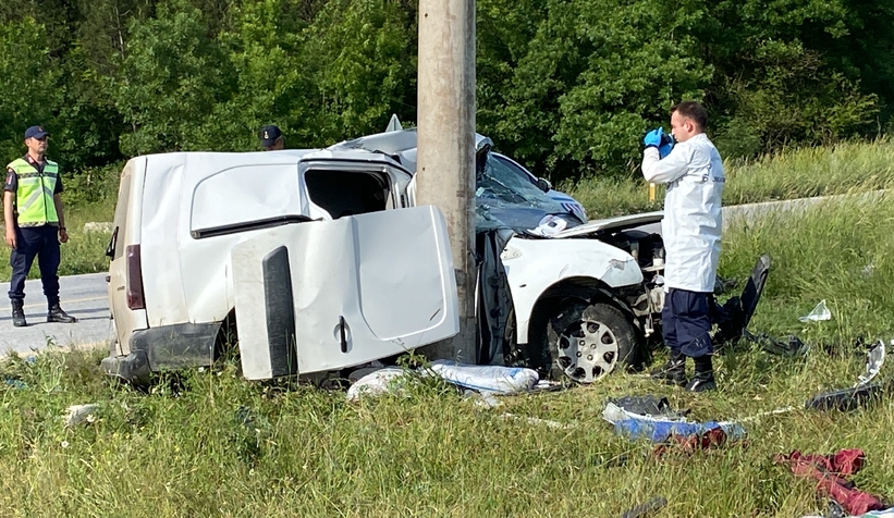 Karı koca feci kazada hayatlarını kaybetti