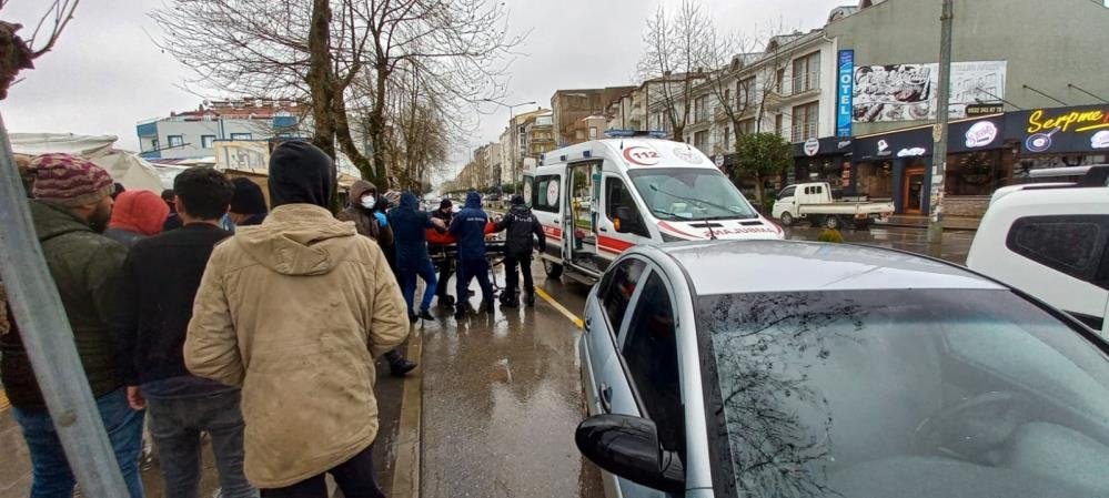 Karımın tütününe zehir kattınız diyerek bıçakla panik yaşattı