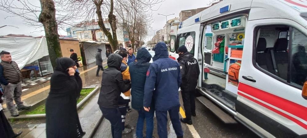 Karımın tütününe zehir kattınız diyerek bıçakla panik yaşattı