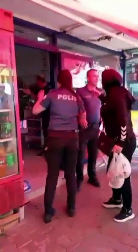 Karısını 10 yerinden bıçaklamıştı, panik anları kamerada