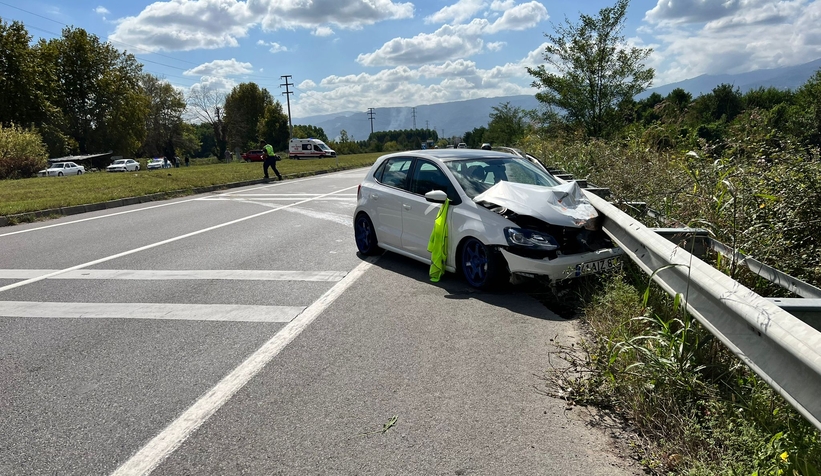 Karşı Yöne Geçti
