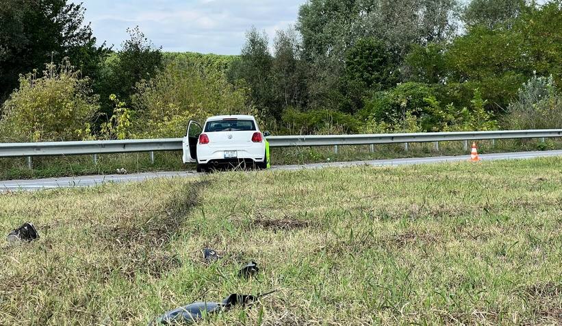 Karşı Yöne Geçti