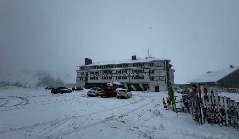 kartalkaya-da-kar-kalinligi-30-santimetreyi-gectiqvh5aitrak
