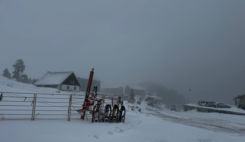 kartalkaya-da-kar-kalinligi-30-santimetreyi-gectiqvh5aitrak