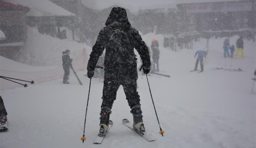 Kartepe'de kar kalınlığı 3 metreye yaklaştı