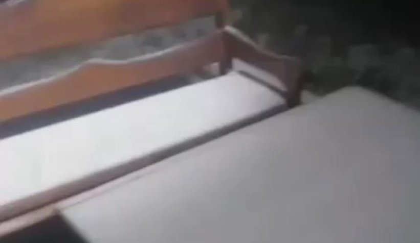 Kartepe'ye mevsimin ilk karı yağdı