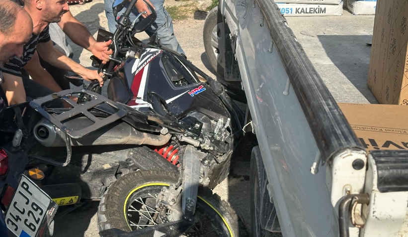 Kaskı sayesinde kazayı hafif yaralı atlattı