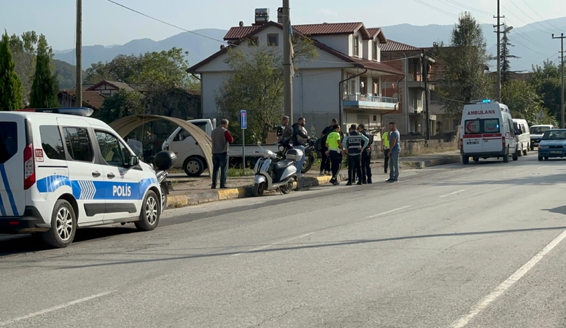 Kaskı sayesinde kazayı hafif yaralı atlattı