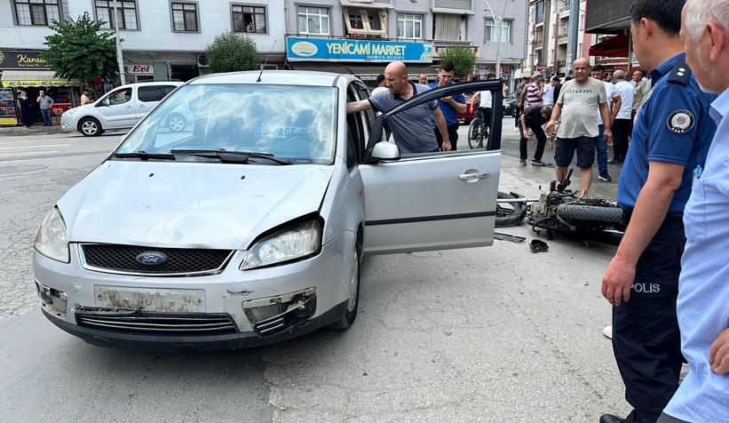 Kasksız sürücü bayram günü ölümden döndü