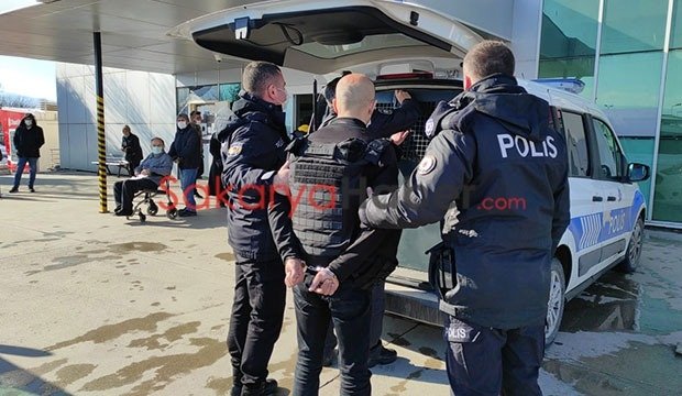 Katil zanlısı çelik yelekle adliyeye sevk edildi