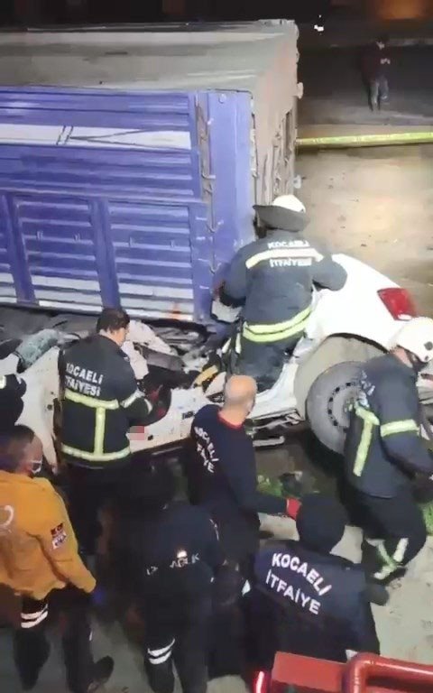 Katliam gibi kaza: 3 ölü