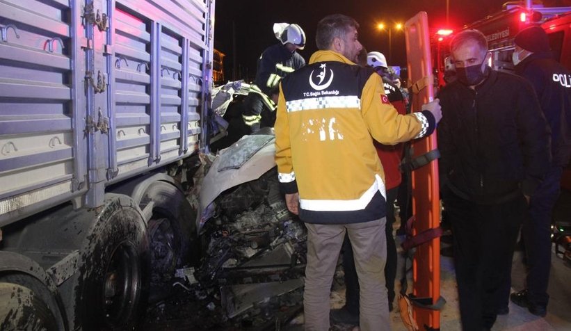 Katliam gibi kaza: 3 ölü