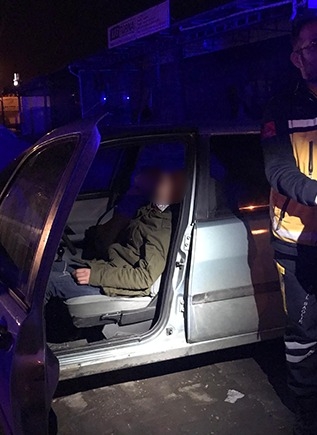 Kavga edenlerin üzerinden uyuşturucu çıktı