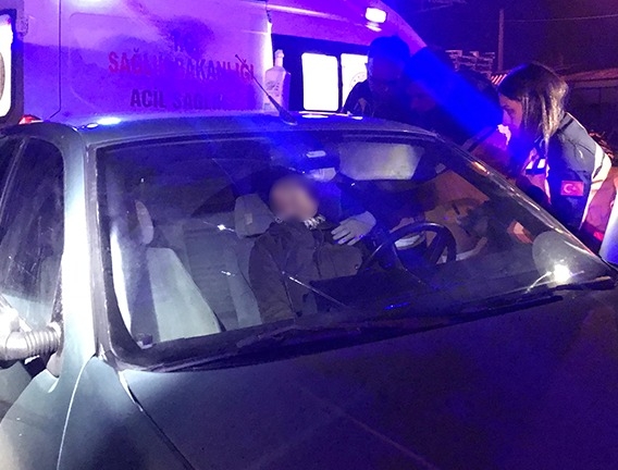 Kavga edenlerin üzerinden uyuşturucu çıktı