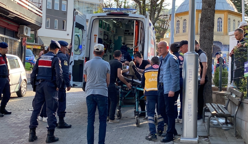 Kavga ettiği şahsı değil, ayırmak isteyenleri vurdu