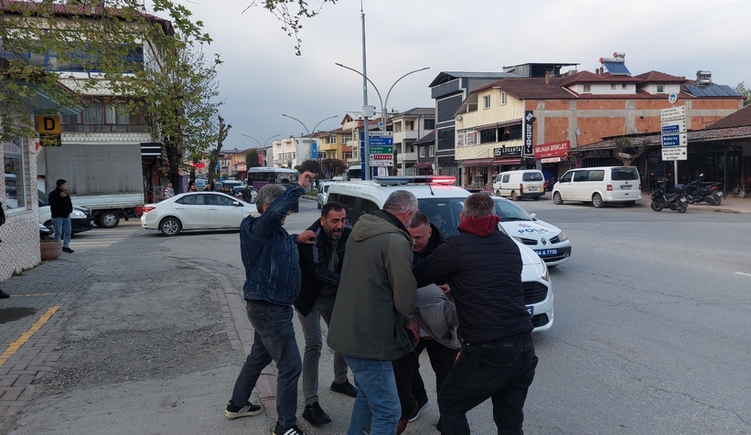 kavga-ihbarina-giden-polislere-surpriz-kutlamat3a5v3p0te