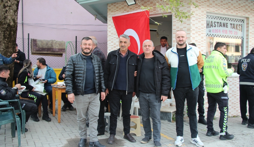kavga-ihbarina-giden-polislere-surpriz-kutlamat3a5v3p0te