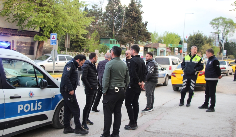 kavga-ihbarina-giden-polislere-surpriz-kutlamat3a5v3p0te