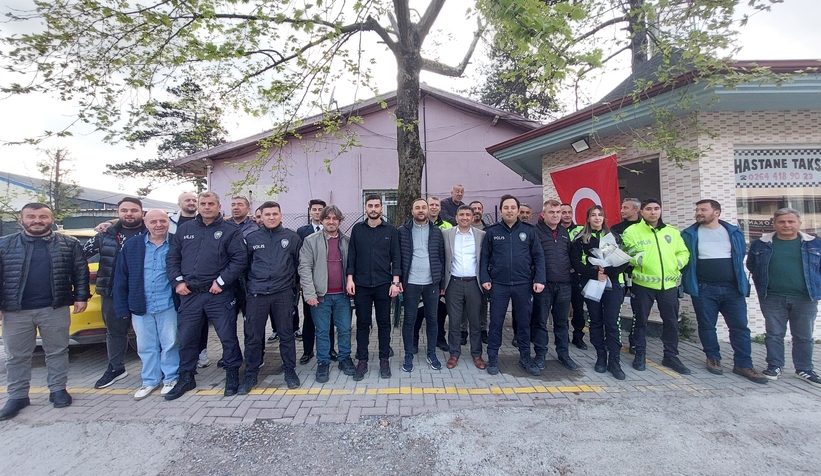 kavga-ihbarina-giden-polislere-surpriz-kutlamat3a5v3p0te