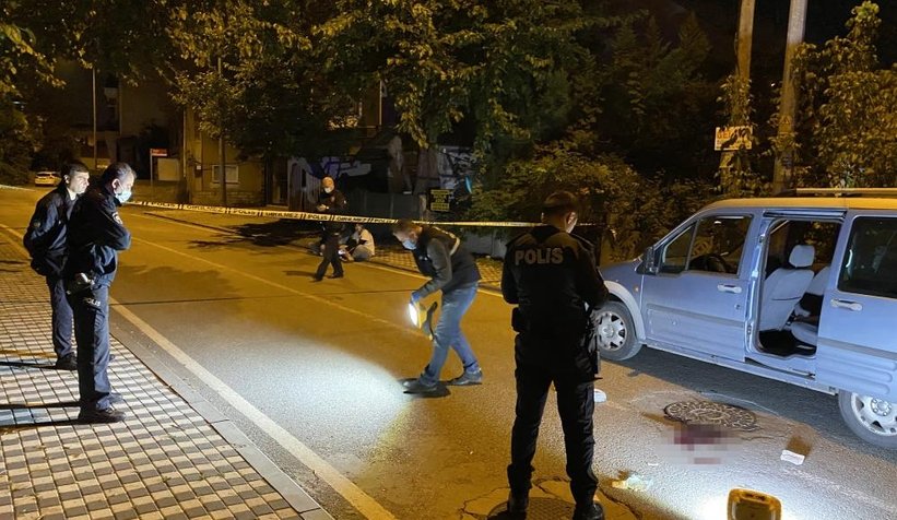 Babam sizin yüzünüzden öldü dedi, fırın sahibine kurşun yağdırdı