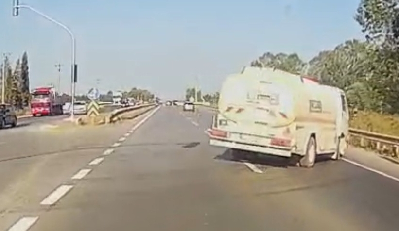 Kavşağa kontrolsüzce giren tanker faciaya neden oluyordu