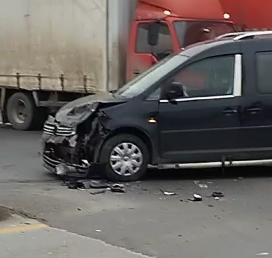 kavsakta-carpistilar-1-yaralid01wcehhym