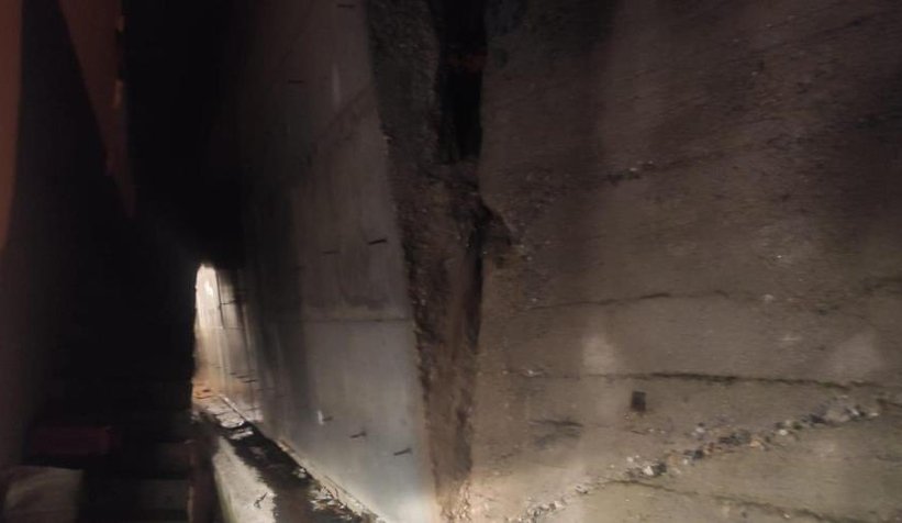 Kayan duvar eve yaslandı, ev tedbir amaçlı boşaltıldı