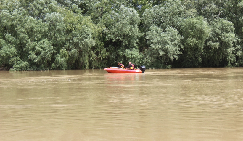 kayip-genc-sakarya-nehri-nde-araniyoruezzbzdneu
