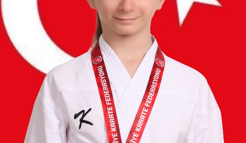 Kaymakam Güney şampiyonları ödüllendirdi