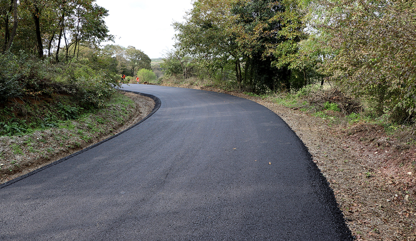 Kaynarca kırsalında asfalt çalışmaları başladı