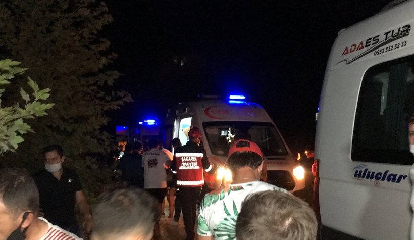 Kaynarca yolunda kaza: 3 yaralı