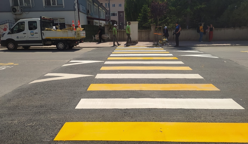 Kaynarca’da yollarda çizgi çalışması yapıldı