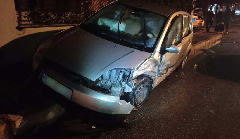 Kaza anı kamerada, kafa kafaya böyle çarpıştılar