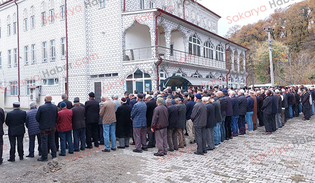 Kaza kurbanı genç gözyaşları içinde toprağa verildi