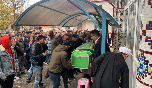 Kaza kurbanı genç gözyaşları içinde toprağa verildi