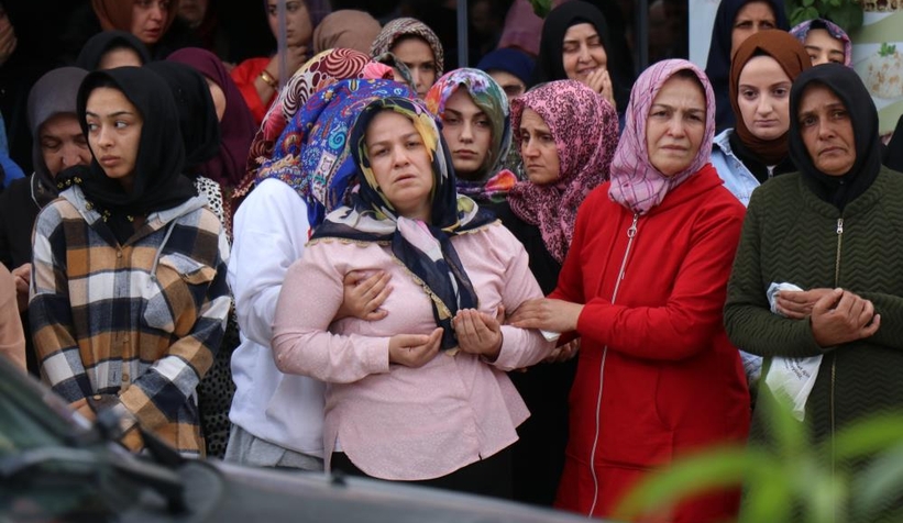 kaza-kurbani-zumrut-e-son-gorevuliwue9zck