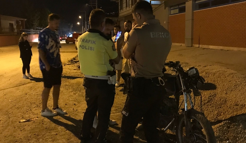 Kaza yapan motosikletli yaralandı