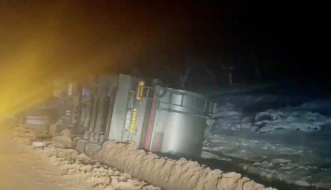  Kazada 10 ton süt yola döküldü