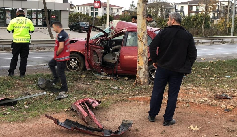 Kazada ağır yaralanan kadın sürücü hayatını kaybetti