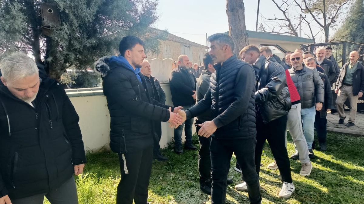 Kazada hayatını kaybeden genç gözyaşları içinde toprağa verildi