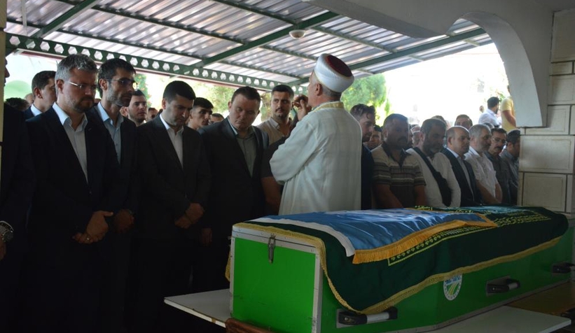 kazada-hayatini-kaybeden-ulku-ocaklari-baskani-na-son-gorev-baslikz3uzdfdlzh