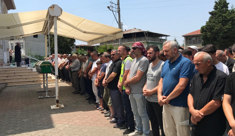 kazada-olen-17-yasindaki-genc-son-yolculuguna-ugurlandiyzb5d2t2tw