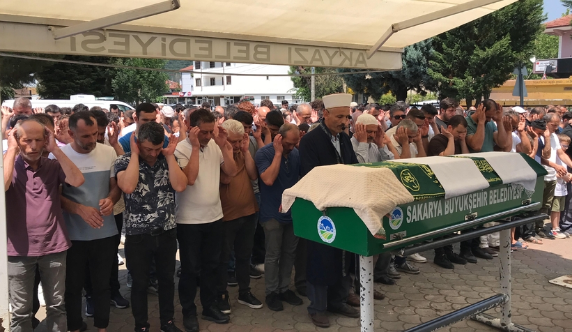 kazada-olen-17-yasindaki-genc-son-yolculuguna-ugurlandiyzb5d2t2tw