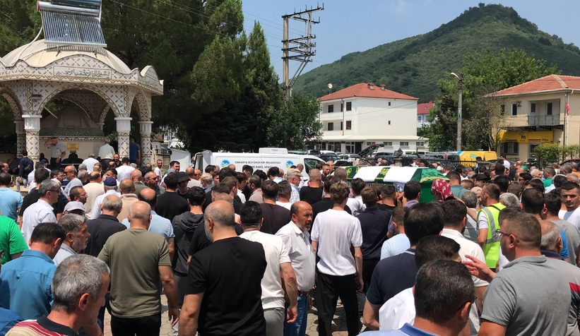 kazada-olen-17-yasindaki-genc-son-yolculuguna-ugurlandiyzb5d2t2tw